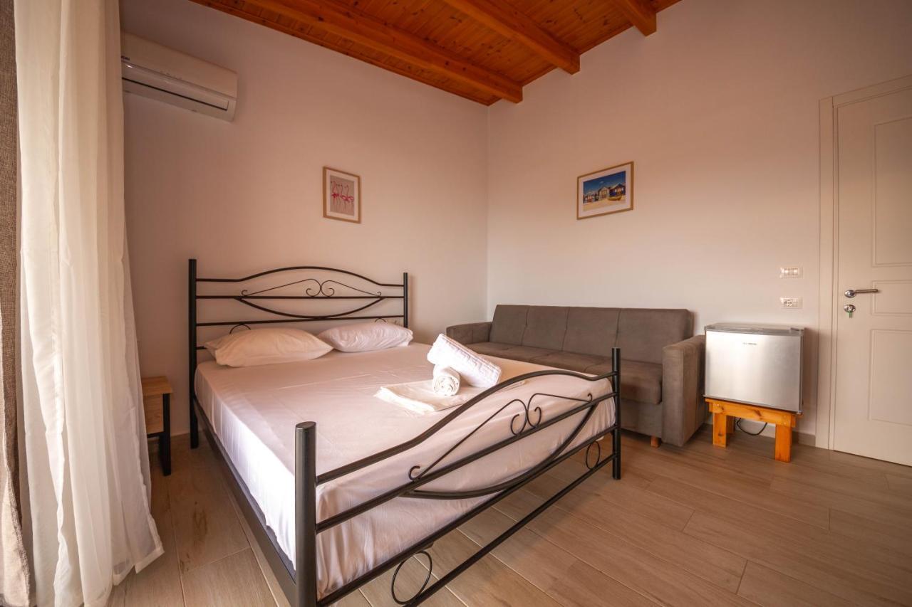 Villa Rondo Himare Exteriör bild